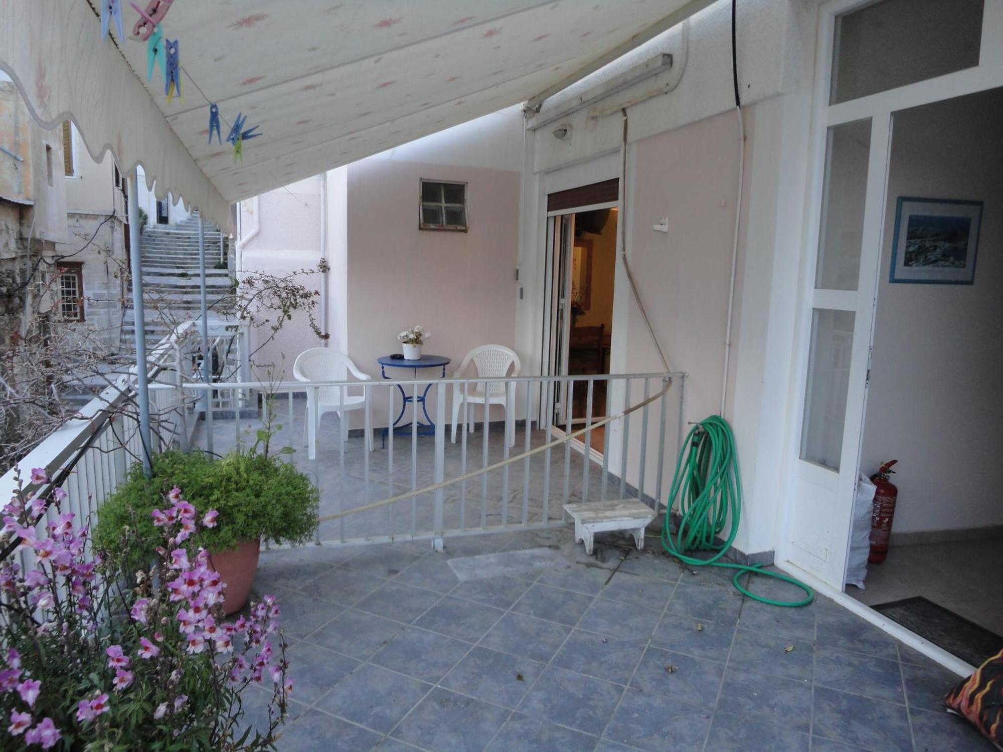 Apergis Rooms Ermoupoli Luaran gambar