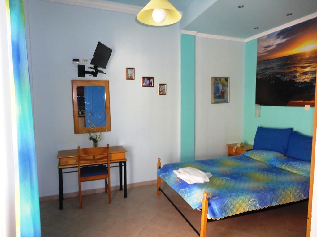 Apergis Rooms Ermoupoli Luaran gambar